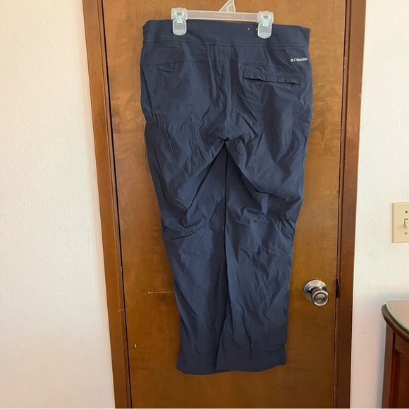 Columbia Navy Blue Hiking Pants Size 10 - Picture 2 of 5